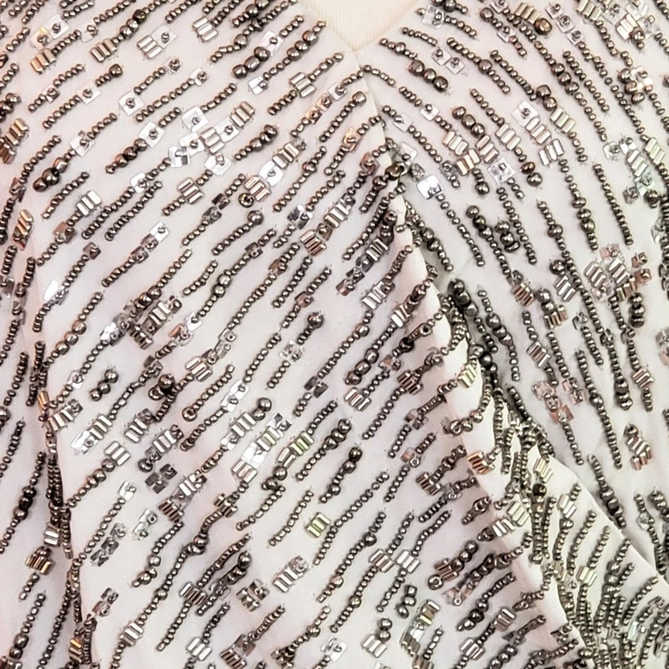 Nuevo con etiquetas Vestido de cóctel Haute Hippie $625 The Criminal Love con cuentas, talla 4 Foto 2 de 4