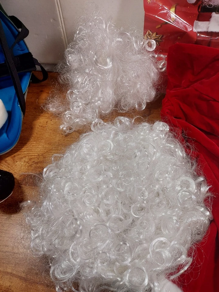 Children's Deluxe Santa Claus Suit 5pc. Christmas Size M - No Bag - Image 3 of 4