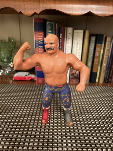 Vintage WWF Superstars Iron Sheik 1985 TitanSports...