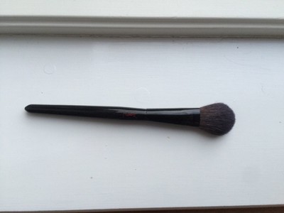 ysl blush brush