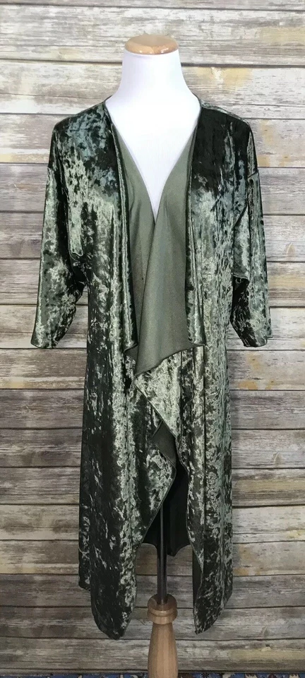 Lularoe 小号 S 优雅绿色 Crush Velvet Shirley Cardigan 和服独角兽 🦄 — 第 2/4 张图片
