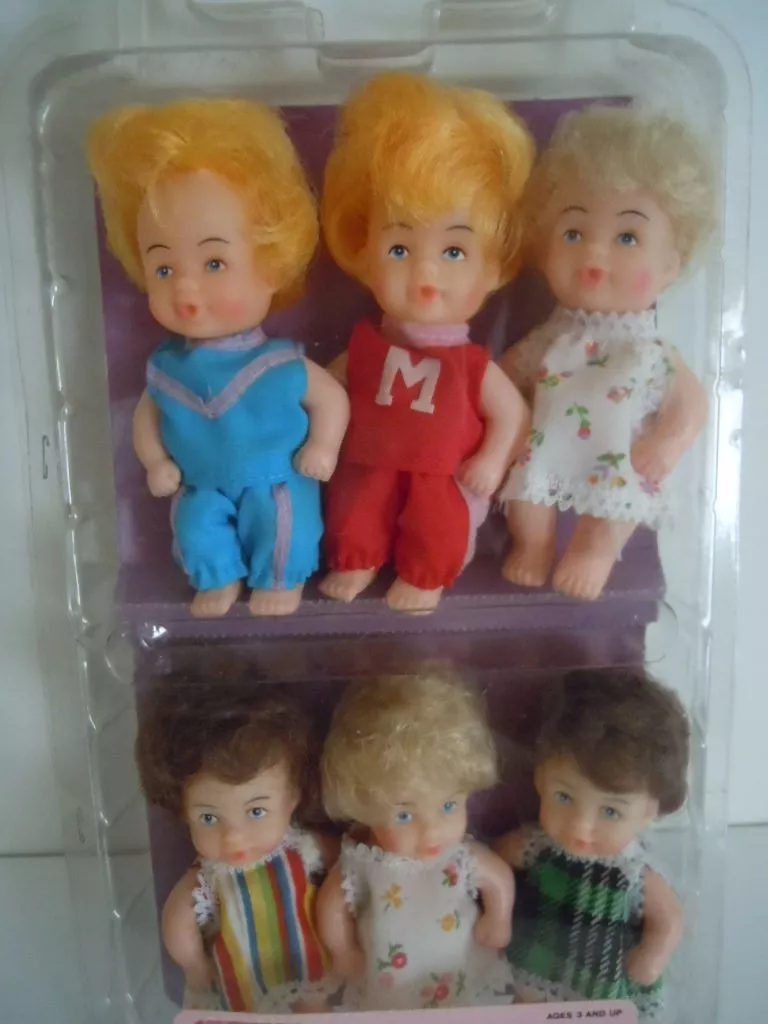 VINTAGE 6 DOLLS LOT