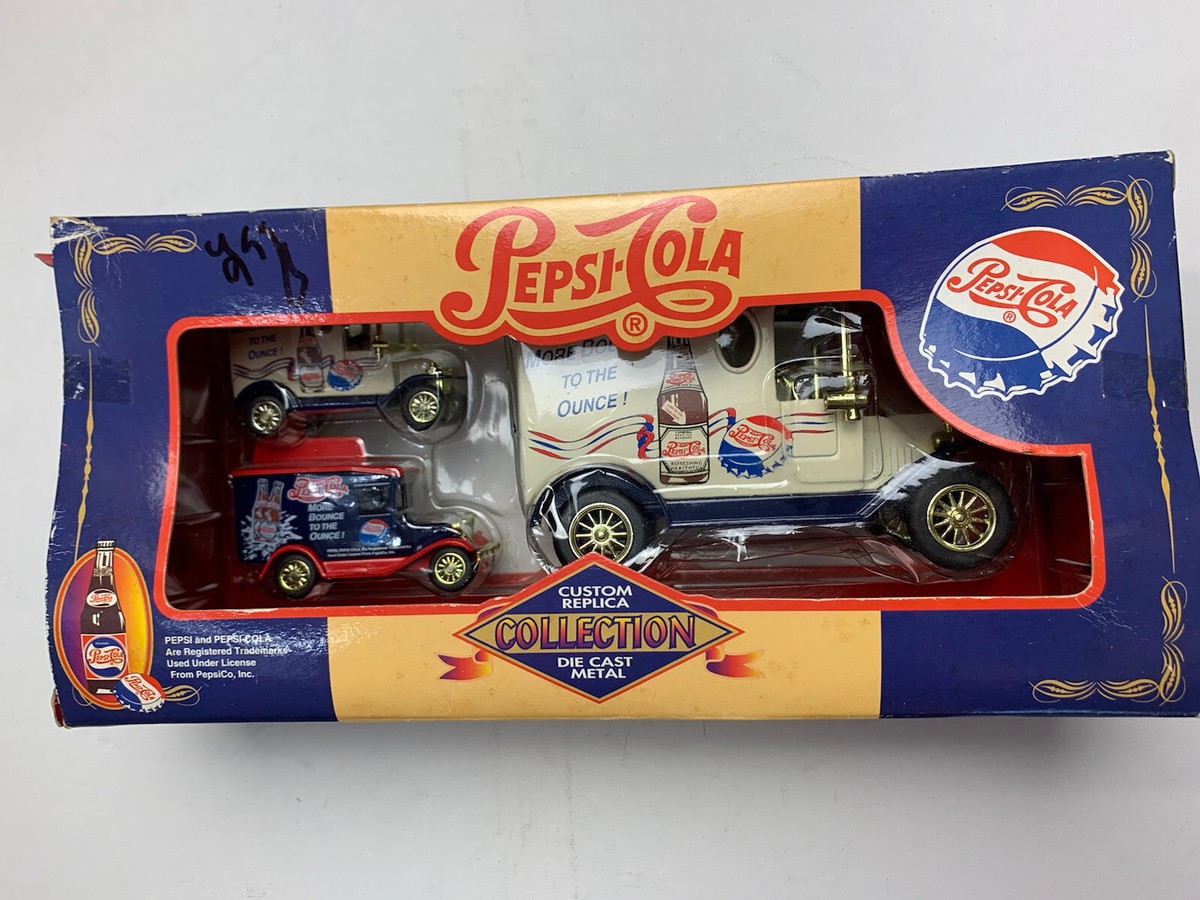 Golden Wheel - Die-Cast Custom Vintage Pepsi-Cola Delivery Trucks