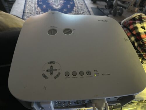Proyector LCD NEC NP3250W 4000 lúmenes 720p 576 horas probado bueno sin control remoto - Imagen 6 de 12