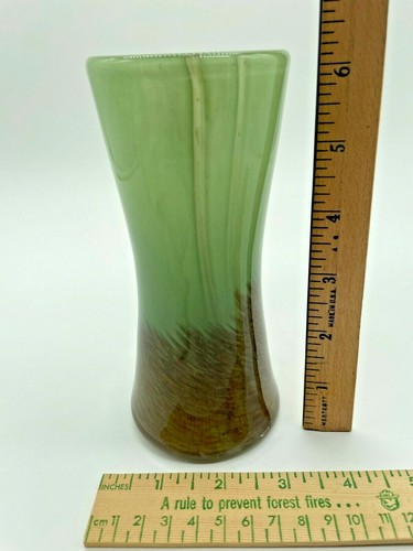Jade Green Brown Feathering Art Glass Vase - Picture 6 of 6