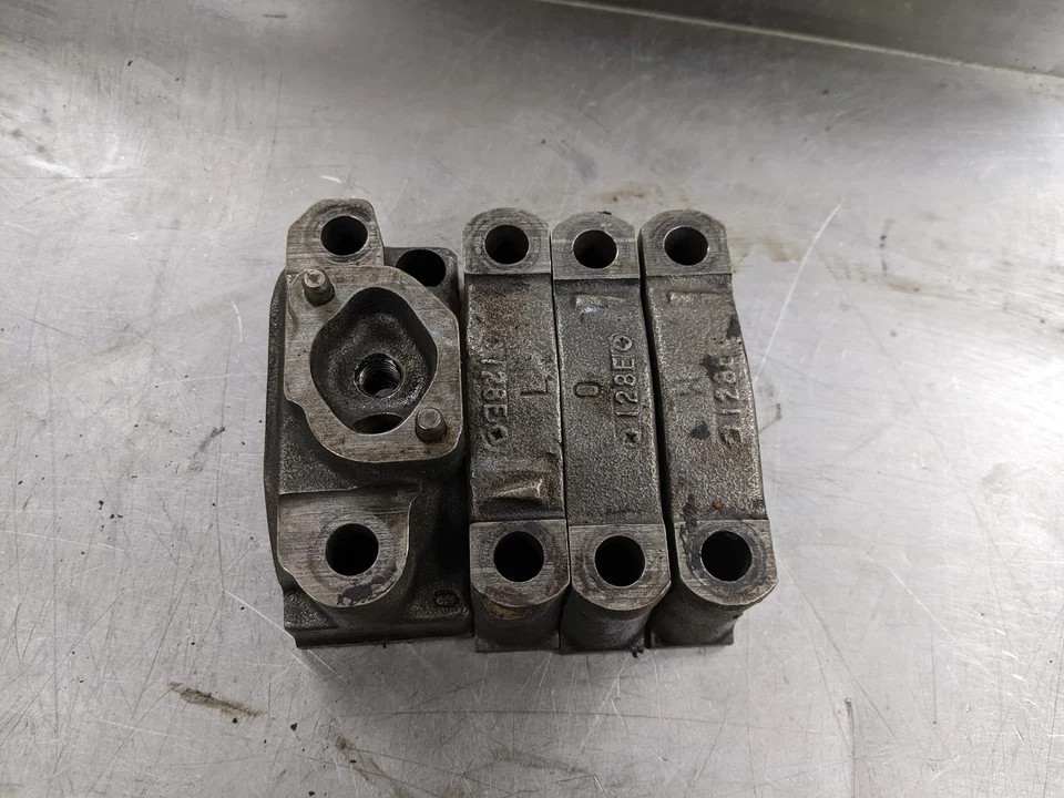 Engine Block Main Caps For 99-00 Chevrolet Express 1500 4.3 - Image 2 of 4