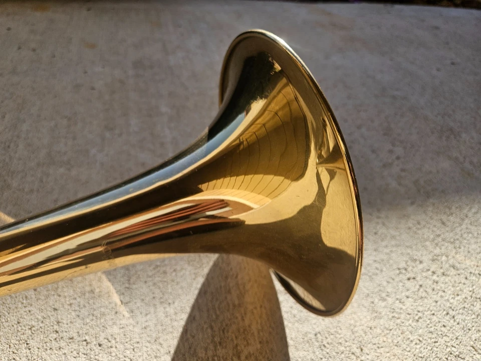 VINTAGE 1970s Holton Tenor Trombone - Image 4 of 4