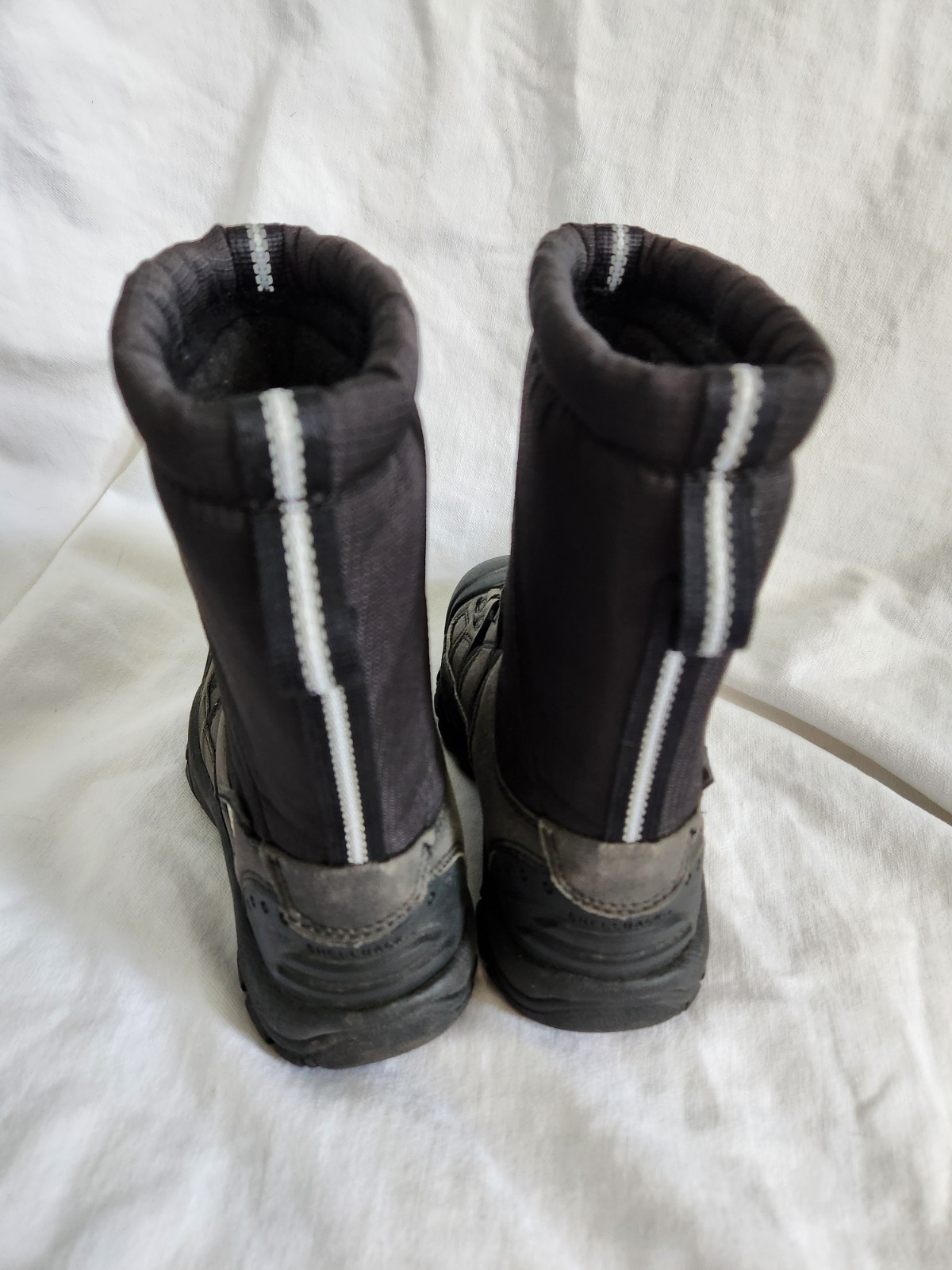 Stivali invernali Keen Winterport neri grigi in pelle impermeabili da donna taglia 6