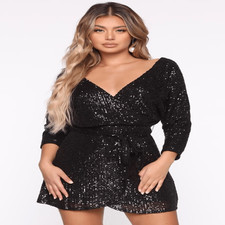 FASHION NOVA Women’s Black Long Sleeve V-Neck Try To Outshine Me Sequin Mini Dre