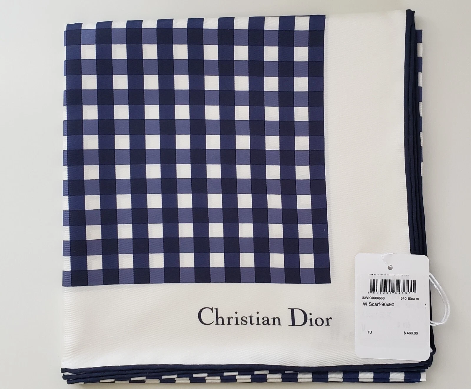 Foulard Christian Dior 100 % soie bleu marine 90x90