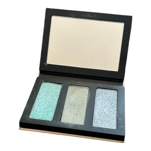 Bobbi Brown Peace Love & Beach Trio Palette New Without Box - Picture 2 of 4