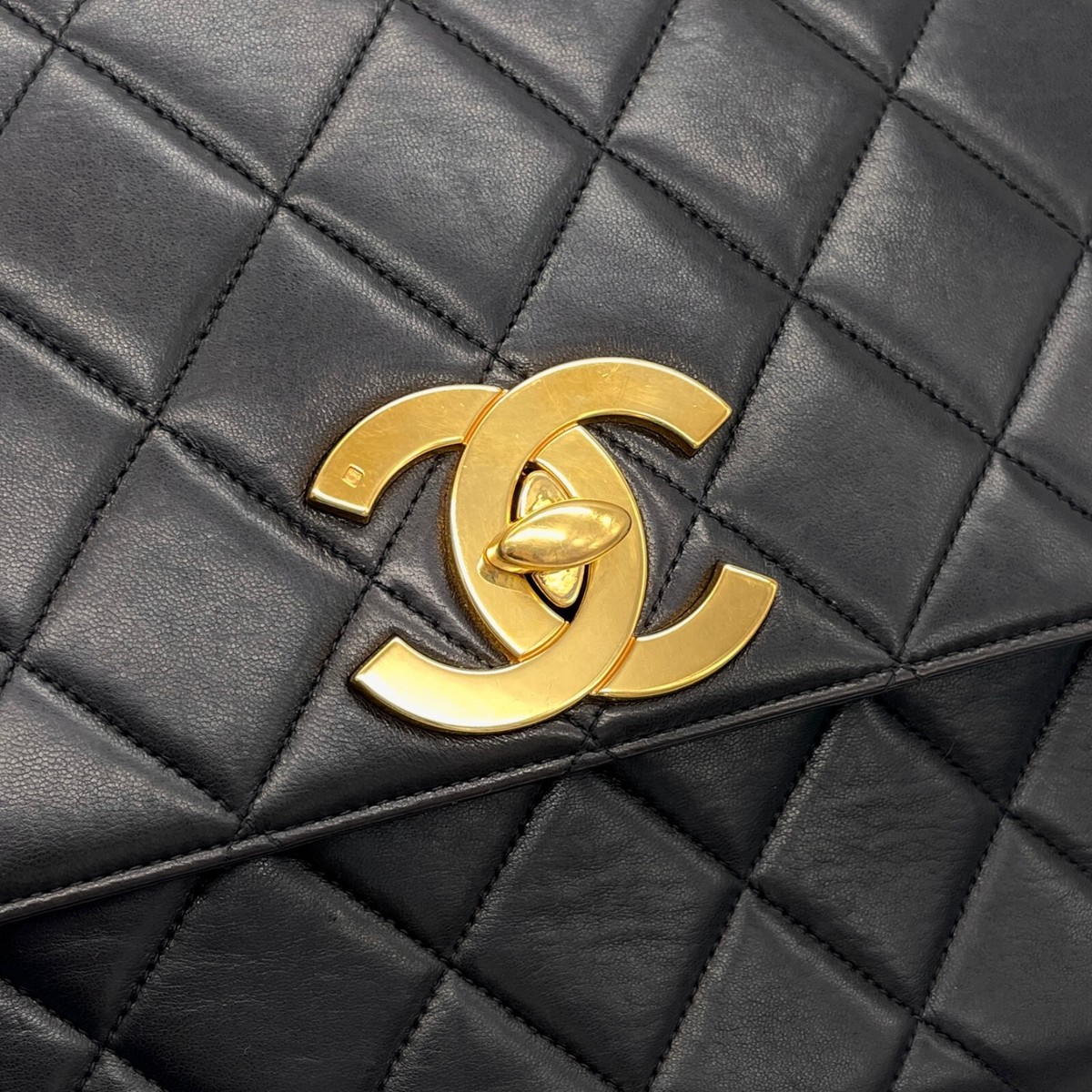 T*T様 ★刻印ありCHANEL　MADE IN FRANCE COCOマーク RAREAuth CHANEL Jumbo coco mark turnlock chain shoulder flap