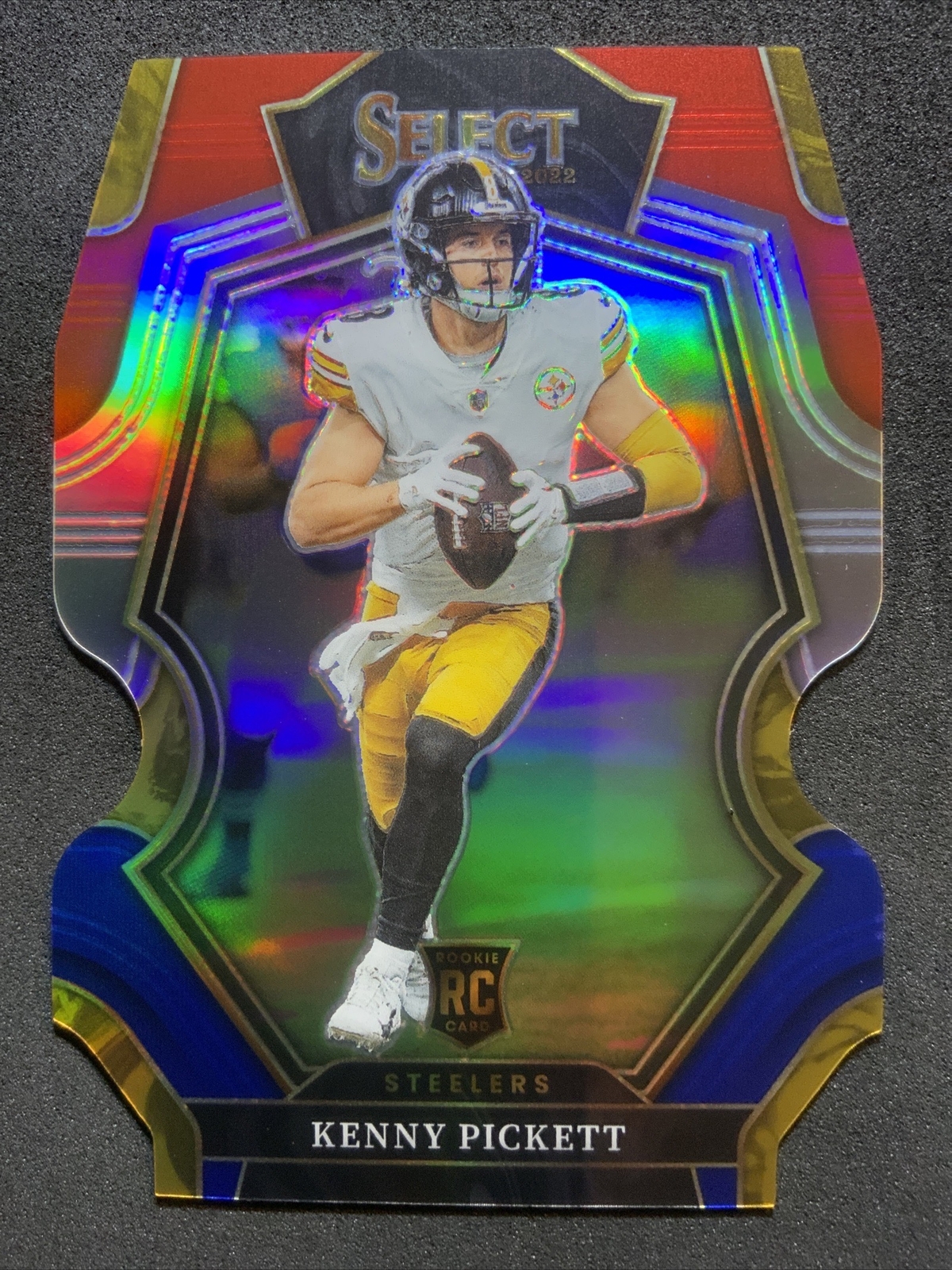 🔥KENNY PICKETT ROOKIE PREMIER LEVEL RED BLUE PRIZM DIE CUT 2022 PANINI SELECT🔥