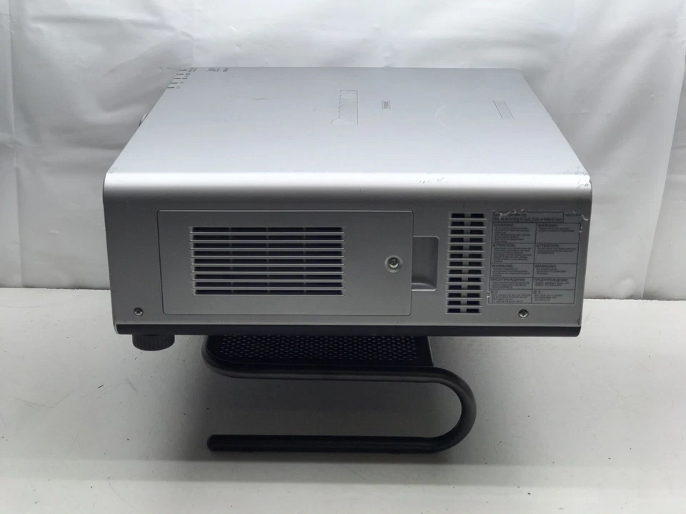 Panasonic DLP PT-DW6300US WXGA Projector 6,000 Lumens W/ Power Supply - Image 4 of 4