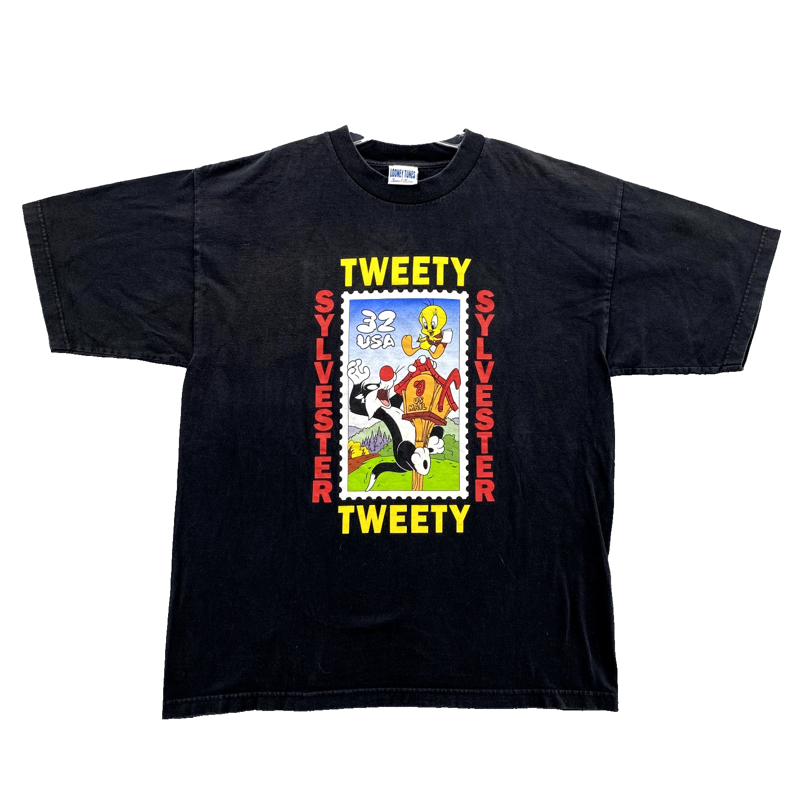 Vintage Looney Tunes T-Shirt XL Single Stitch '97 Tweety Stamp Y2k Streetwear
Opens in a new window