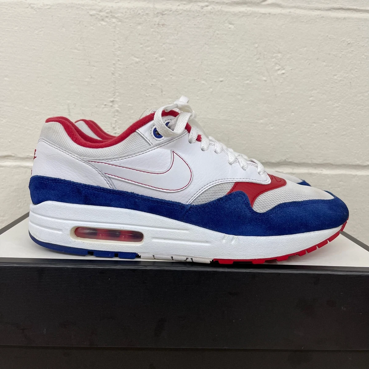 Air max 1 store red white blue