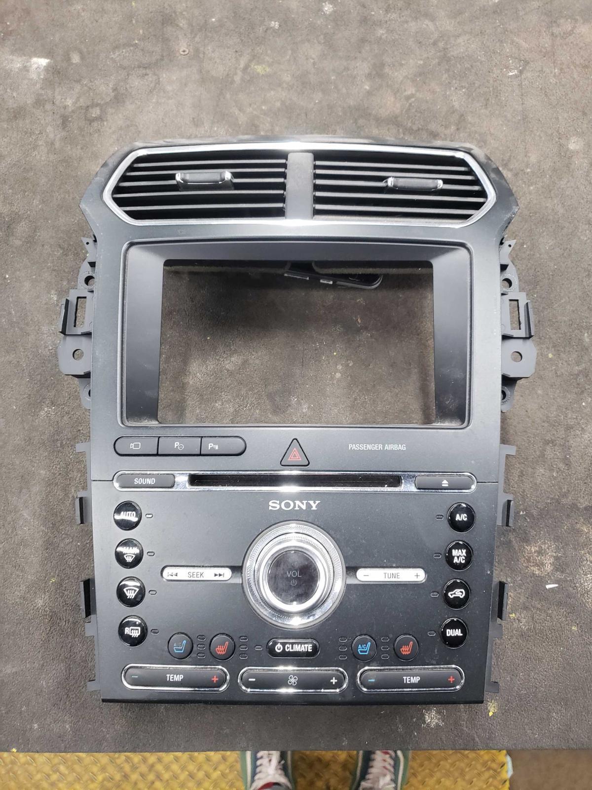 17 18 EXPLORER Control Panel, ID HB5T-18A802-FB | eBay