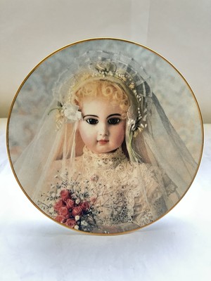 ''Portrait of Brigitte'' Hanau Doll Museum Franklin Mint Collector Number C4141