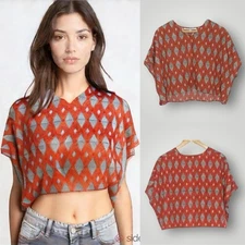 Collective Concepts Stitch Fix Crop Top Size Small Diamond Geometric Print Red