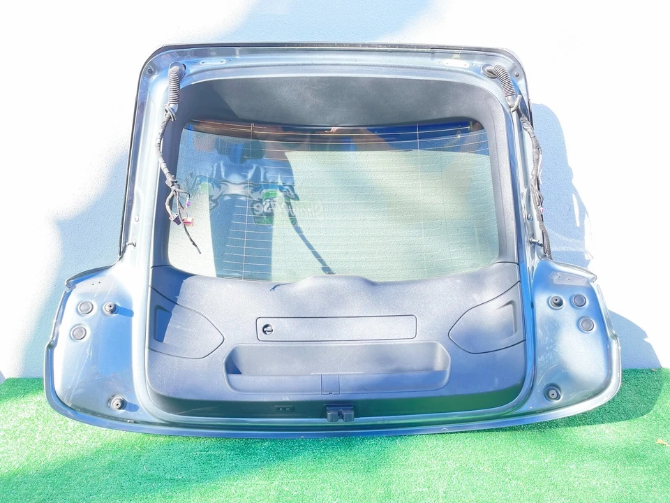 Tapa de maletero para Audi Q3 Quattro 15-18 puerta levadiza exterior carcasa panel de revestimiento gris OEM Foto 2 de 2