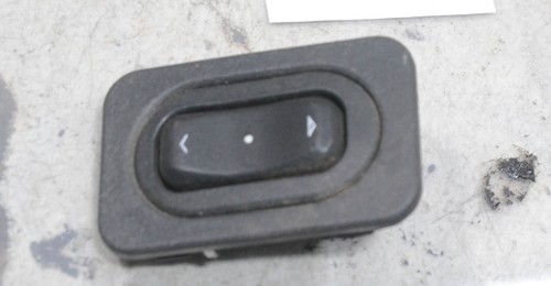 OPEL Corsa C F08 Bj 2002 Schalter Fensterheber Tür vorne RECHTS #125115-G546