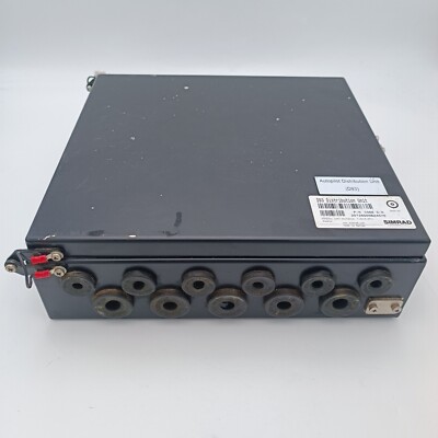 Simrad Robertson AP9 MK3 Autopilot D93 Verteilerkasten 20125009 24V RF17