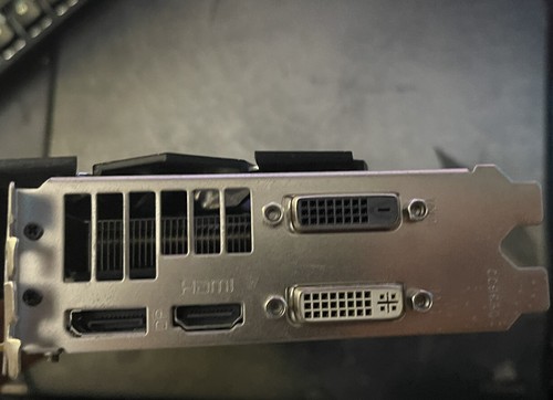 SAPPHIRE Vapor-X Radeon HD7950 HDMI 3GB GDDR5 PCI Express Video Graphics Card - Picture 3 of 4