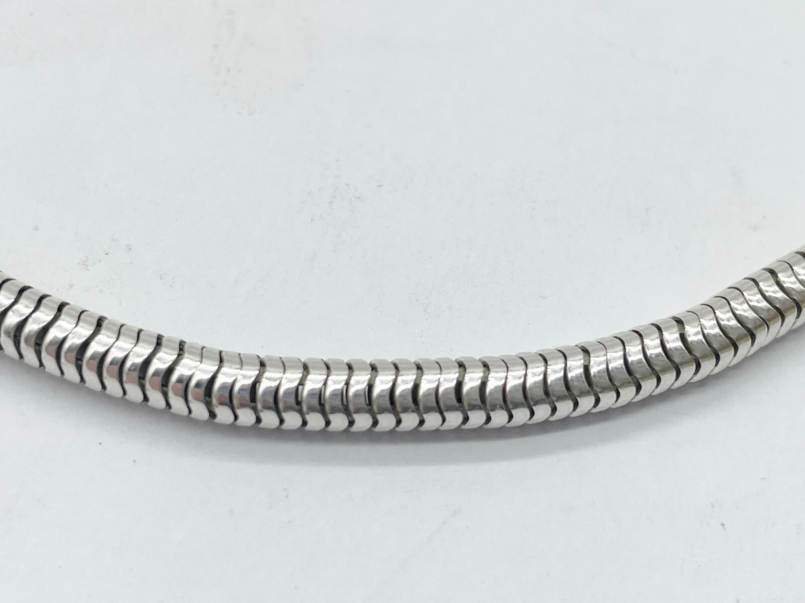 VINTAGE SOLID STERLING SILVER SNAKE ROPE WORK WEL… - image 2