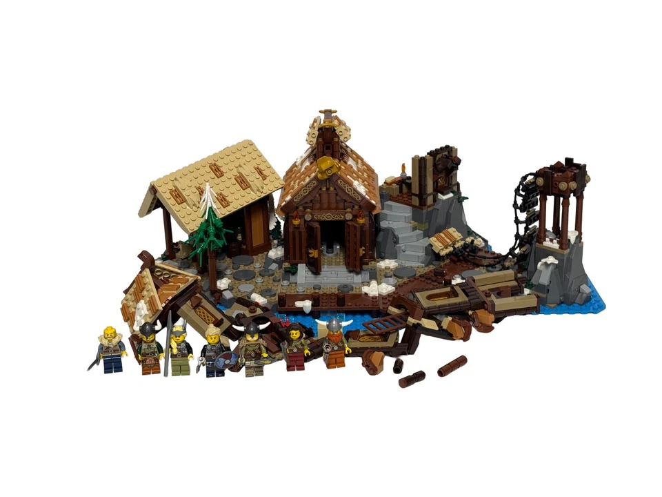 LEGO Ideas 21343 Viking Village, photo 1 of 3