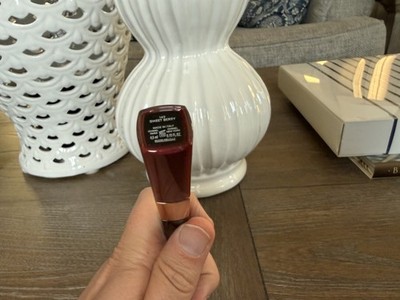 CHANEL Le Rouge Duo Ultra Tenue Longwear Liquid Lip colour  142 Sweet Berry