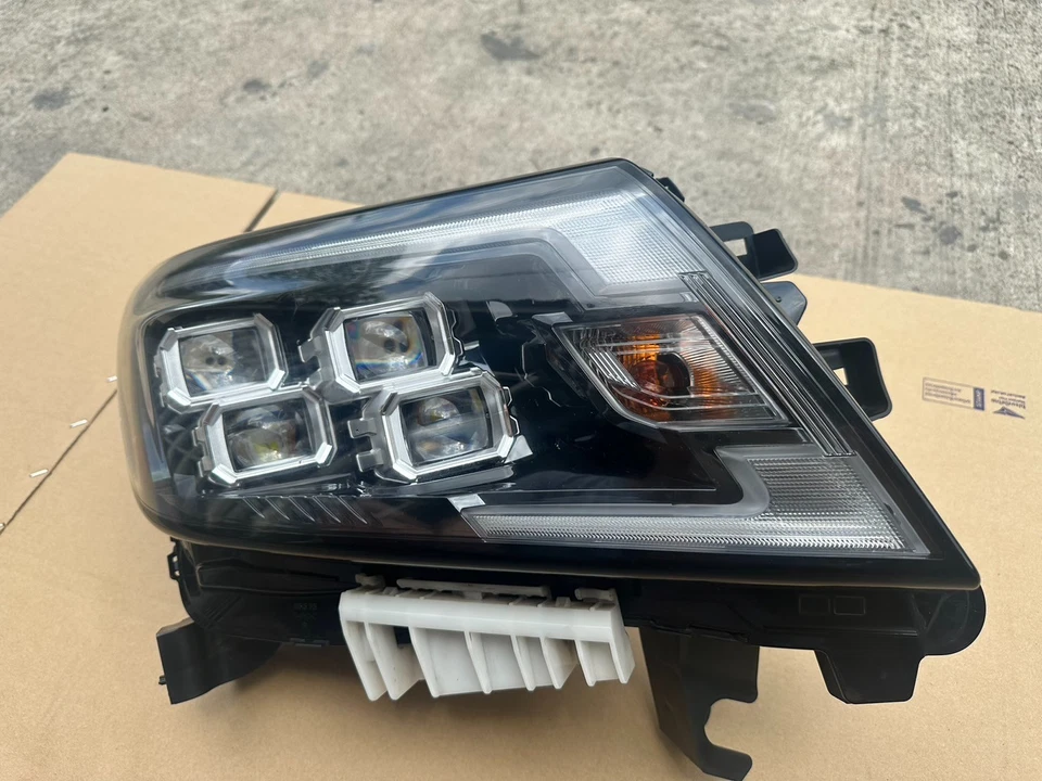 Perfect! 2020-2023 Nissan Navara FULL LED Right Side Headlight - Image 3 of 4