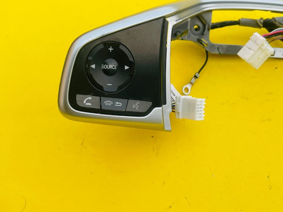 2016-2020 HONDA CIVIC STEERING WHEEL AUDIO RADIO CRUISE CONTROL SWITCH OEM - Image 2 of 4