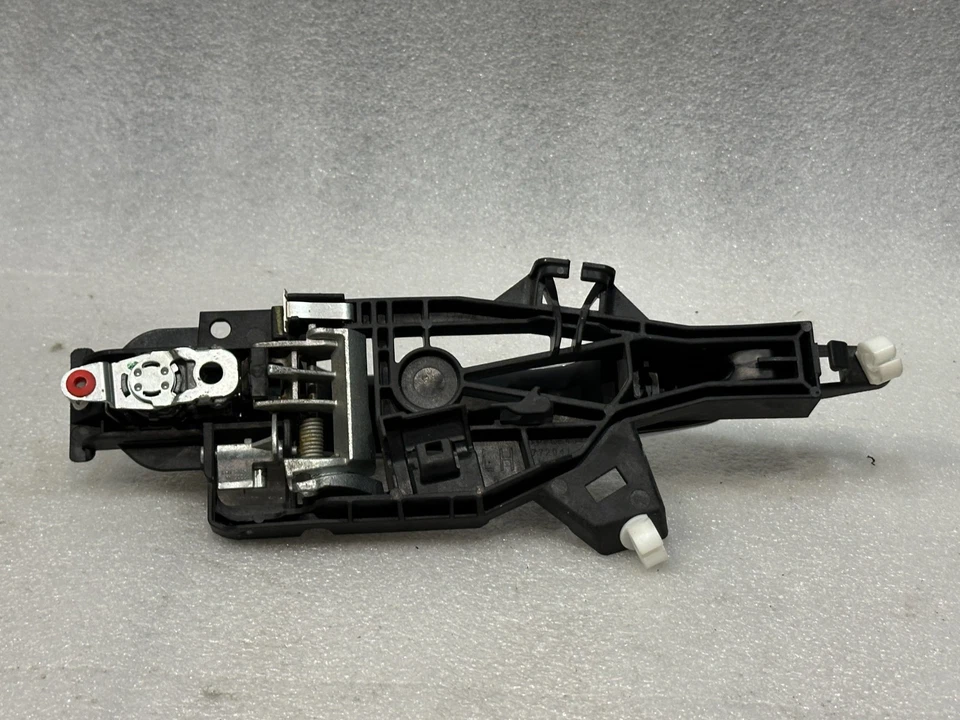 GMC CANYON CHEVY COLORADO 2015-20 lado izquierdo conductor exterior manija de puerta OEM Foto 4 de 4