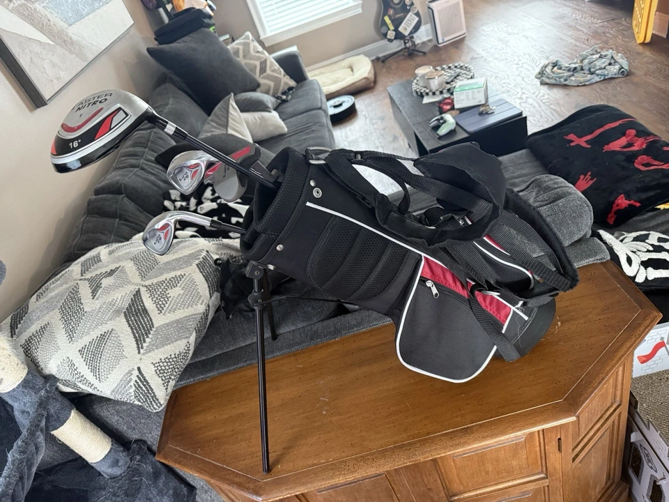 Nitro Blaster Right Handed Junior Golf Club Set Driver Irons Putter 4 Piece, Bag - Image 4 of 4