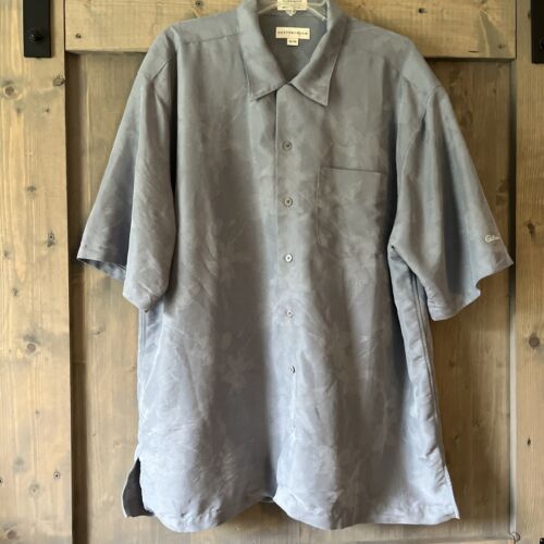 Cutter & Buck Shirt Mens XL Blue Subtle Floral Hawaiian Short Sleeve Button Up - Picture 1 of 8