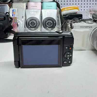 Nikon COOLPIX S6600 12x Optical Zoom 16.1MP 3