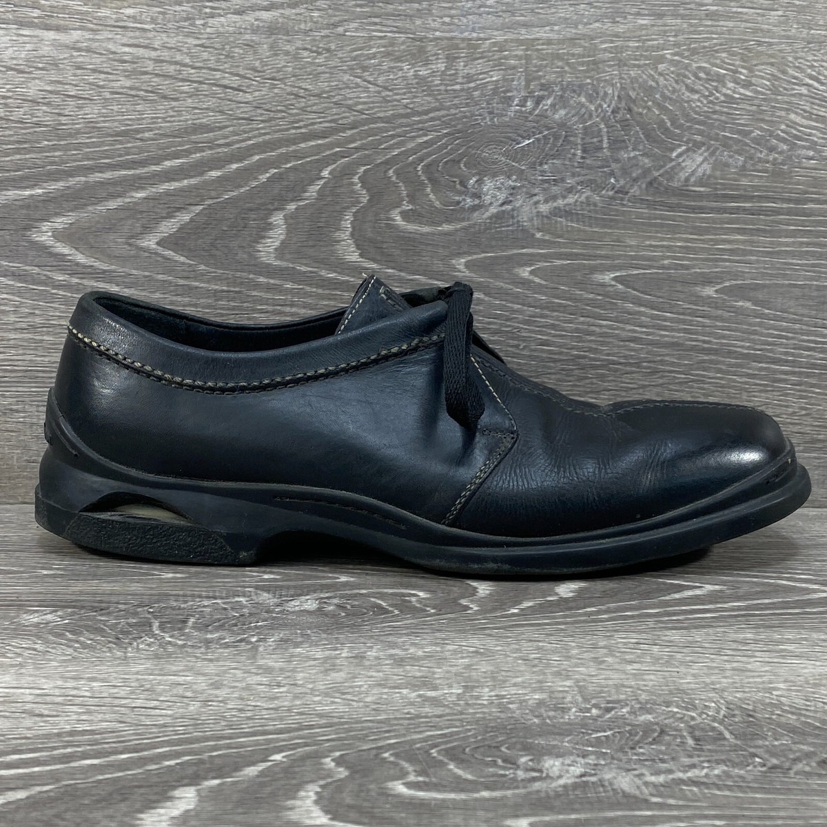 Cole Haan C01187 Classic Black Leather Tie Up Air Sneakers 