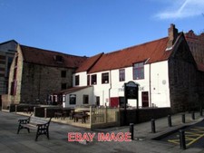 PHOTO  NEWCASTLE THE QUAYSIDE  THE CLOSE NEWCASTLE. FORMER WAREHOUSE WITH EARLIE