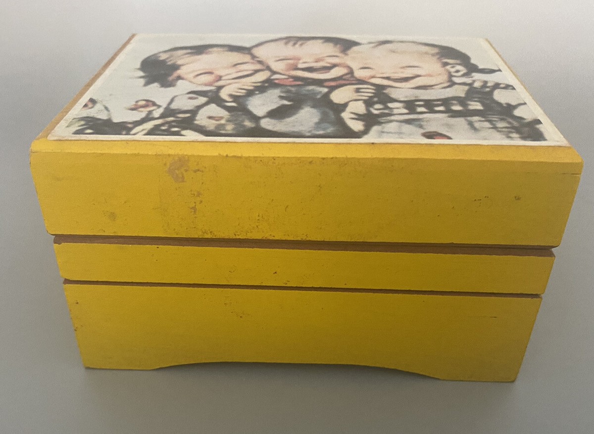 Hummel Happy Smiling Laughing Children Toyo Japan Music Box Hummel Happy Smiling Laughing Children Toyo Japan Music Box