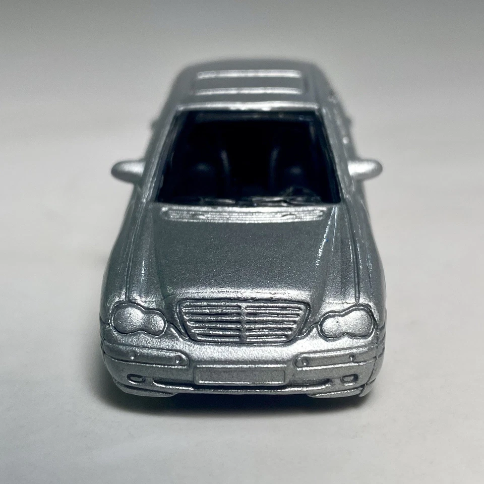 MotorMax #6066 MERCEDES-BENZ C CLASS 1/64 Diecast Car Silver (Wheel B) - Image 3 of 4