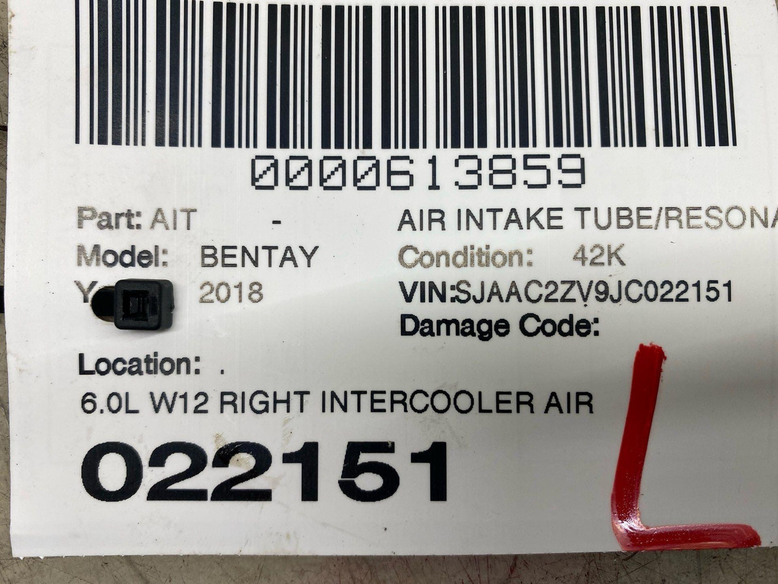 2016-2020 BENTLEY BENTAYGA OEM 6L W12 RIGHT INTERCOOLER AIR INLET & OUTLET HOSE
