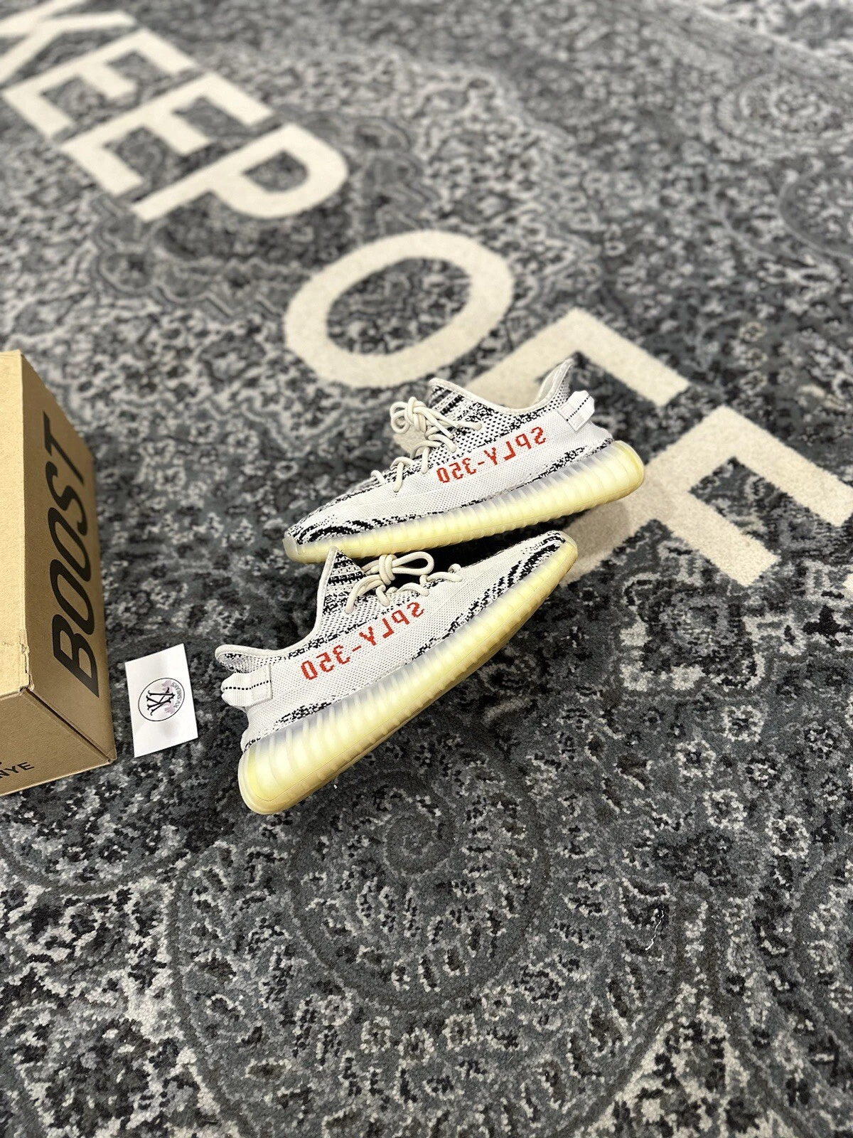 Size 10.5 adidas Yeezy Boost 350 V2 Low Zebra
