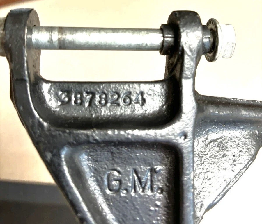 1966-1968 396/325 Chevelle,Camaro,Impala 427/390 Vette GM Original alter. brack. - Image 2 of 3