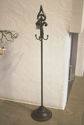 Kranzhalter a.Metall, Dunkelbraun/Rost, H 74 cm, Kranzhalter mit 4 Haken Advent