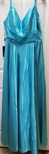 NWT Miaoduo size 12 Bridesmaid/Prom/Formal sleeveless teal padded bra lined gown