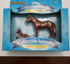 Ertl Farm Country Collectible Animals Quarter Horse Stallion with Foal. 1995