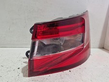 Feu arrière Skoda SUPERB