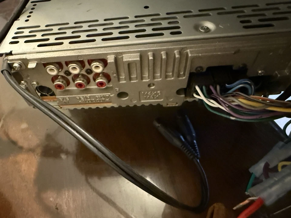 Sony WX-GT77UI CD Receiver Player Black Digital Display USB Aux MP3 AAC TESTED - Image 4 of 4