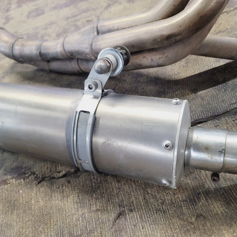 03-06 KAWASAKI Z1000 MUZZY EXHAUST PIPE MUFFLER SLIP ON SILENCER SET PAIR Dented - Image 3 of 4