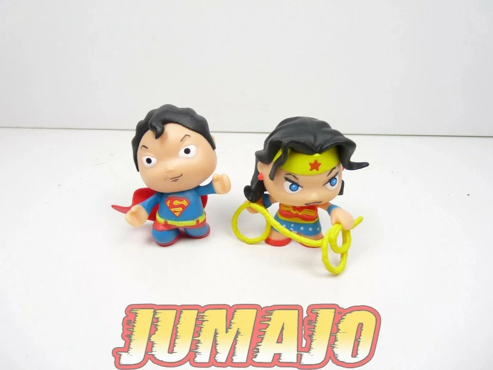 FIG46 lot 2 figurines PVC BABY super heroes : Superman wonder woman 5cm - Photo 1/1